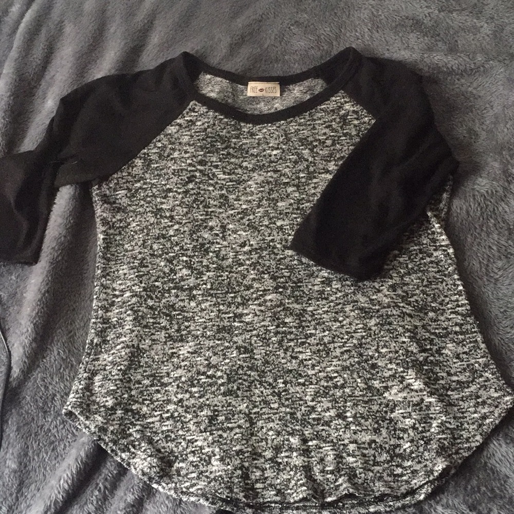 Baseball cut T-shirt